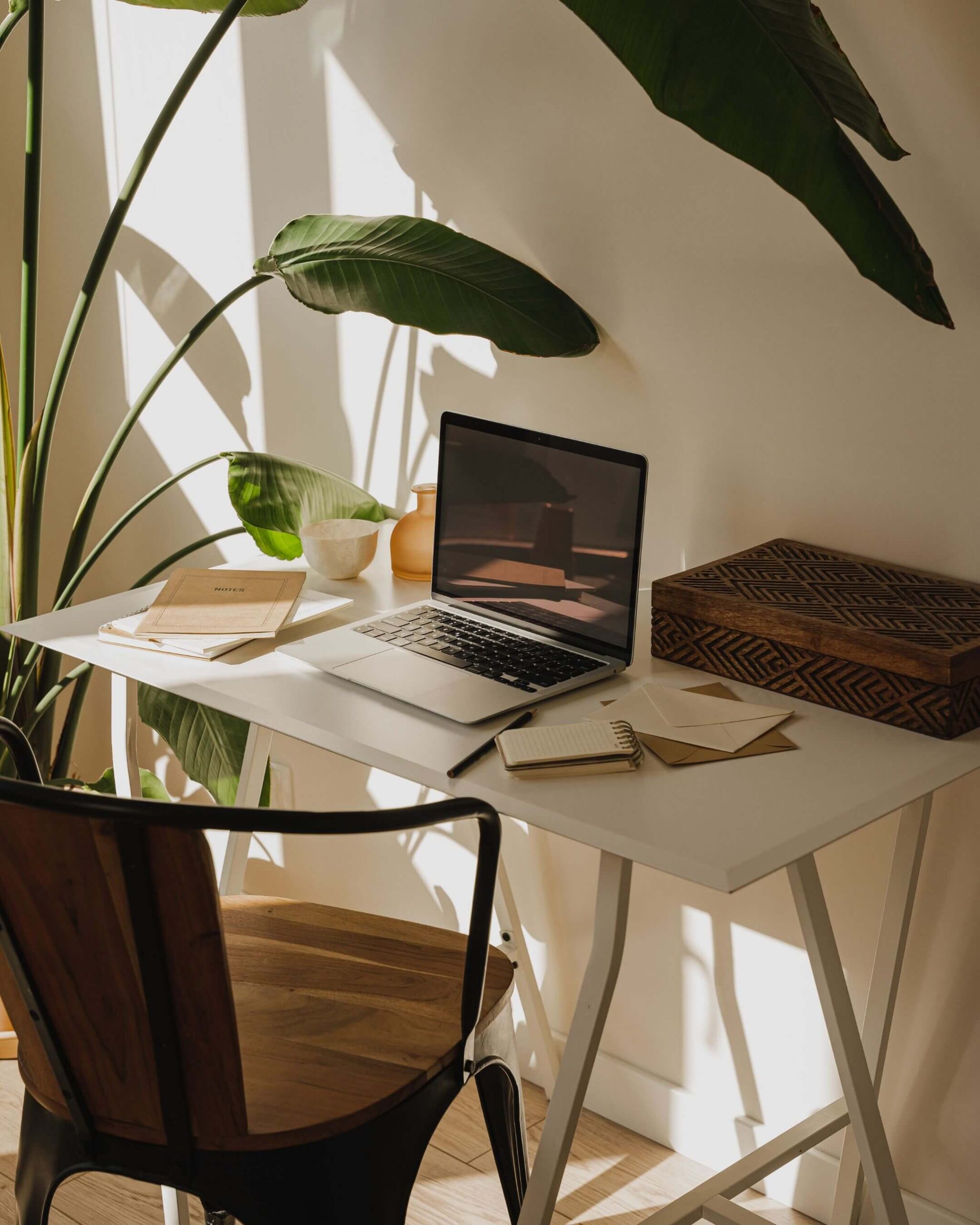 Why Businesses Hire Someone Just to Update Old Blogs